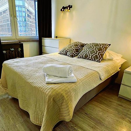 Golden View Apartment Varşovia Exterior foto