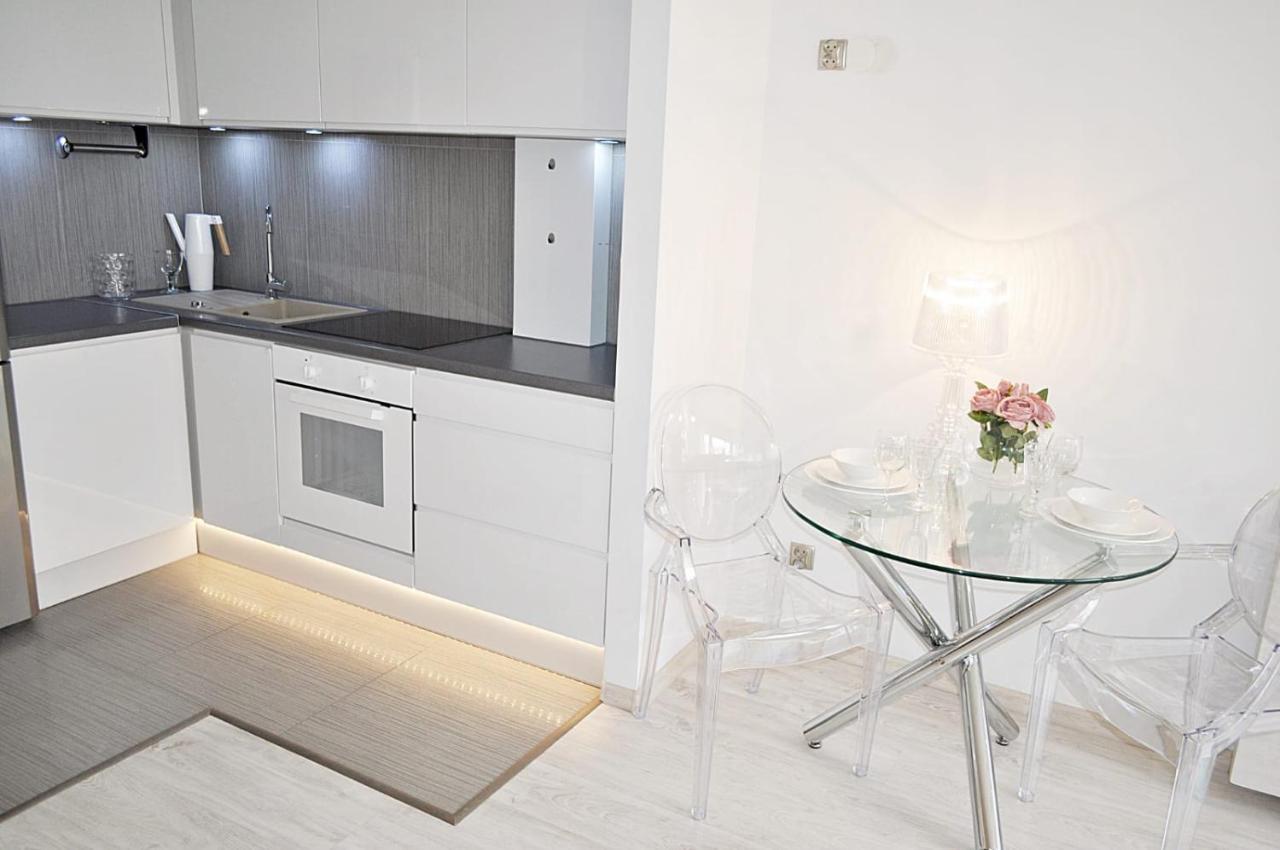 Golden View Apartment Varşovia Exterior foto