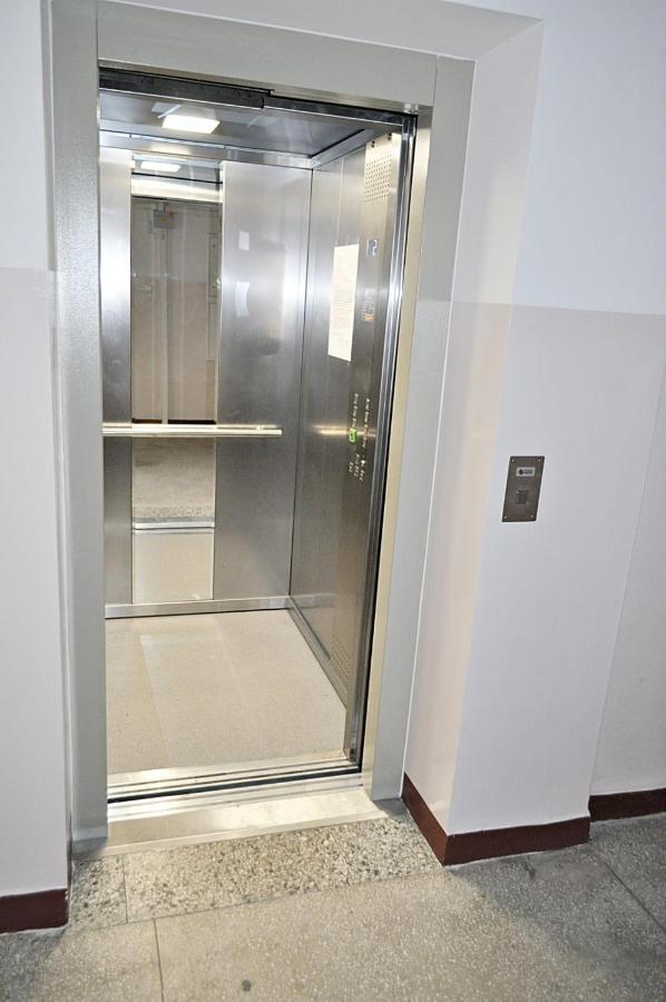 Golden View Apartment Varşovia Exterior foto