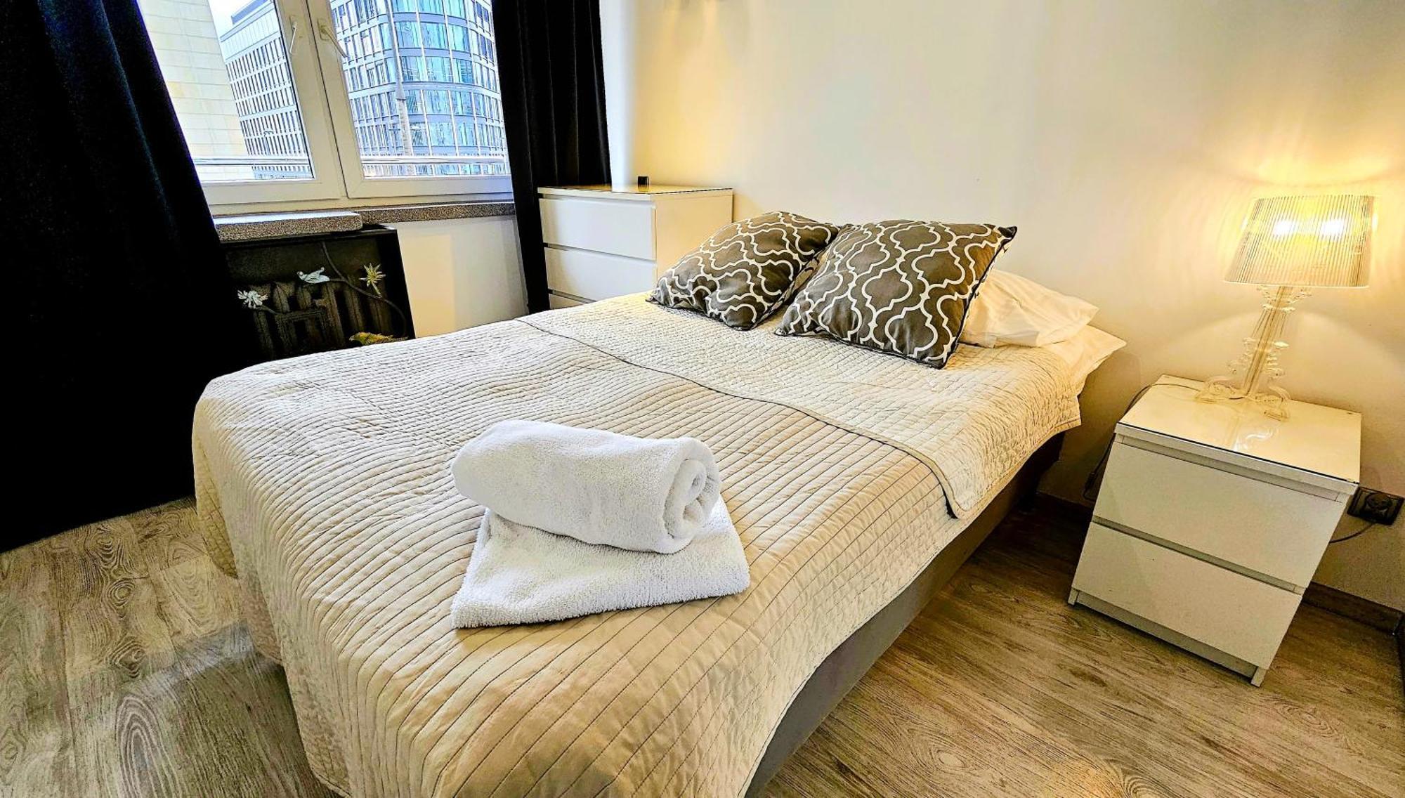 Golden View Apartment Varşovia Exterior foto