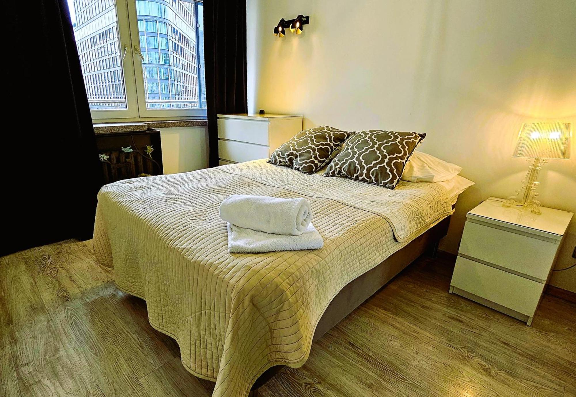 Golden View Apartment Varşovia Exterior foto